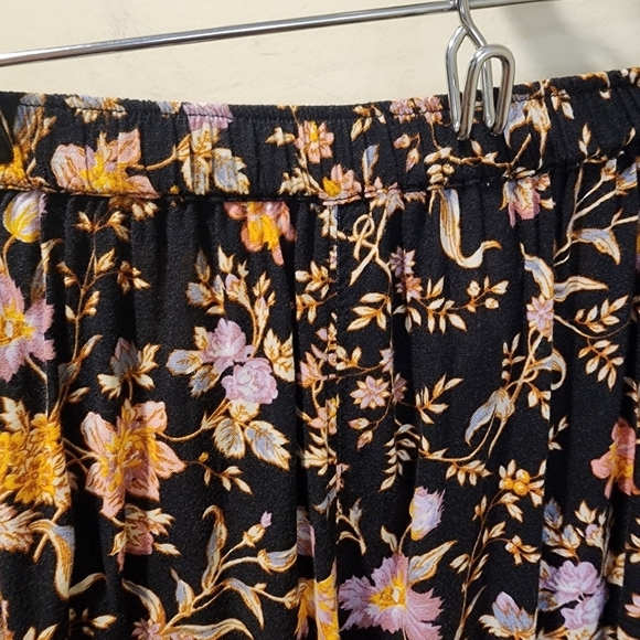 American Eagle Outfitters Floral Midi Skirt size 0 - Picture 6 of 11